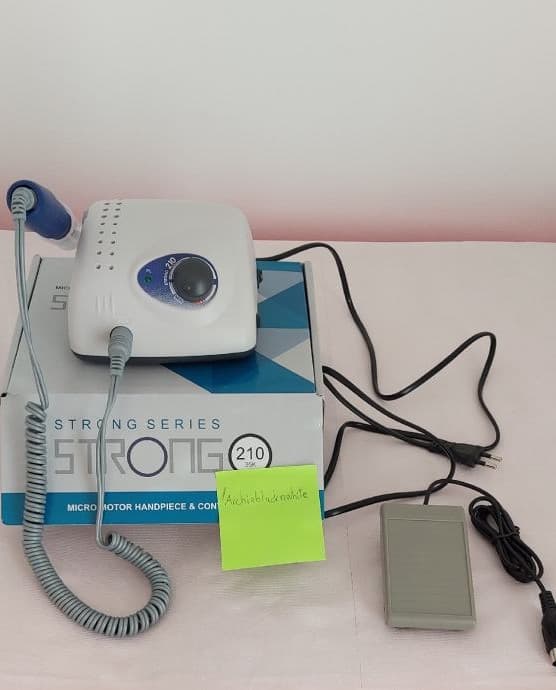 PROFESIONALNA BRUSILICA STRONG 210 TURPIJA ZA NOKTE 65 2