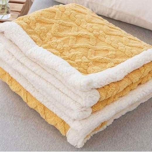deka pletenica debela krznena